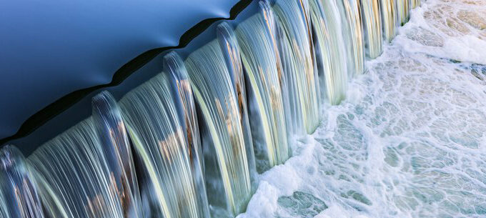 © Matthias Buehnerflieflendes Wasser Fluss