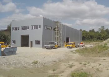 Im Mai 2018 erfolgte die Fertigstellung des neuen Firmensitzes des Sendener Filtrationsexperten. Das Gebäude verfügt über Büroräume, ein Lager und Produktionsflächen, die circa 500 m² – und damit die Hälfte der insgesamt etwa 1.000 m² umfassenden Betriebshalle – einnehmen.