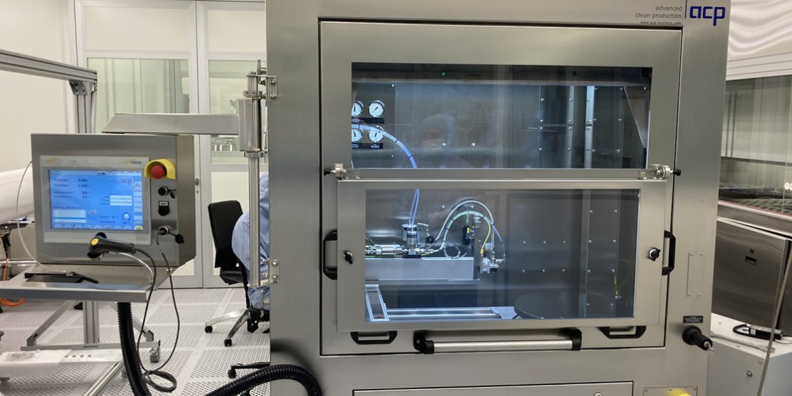 Schneestrahltechnologie für High Purity Bauteile