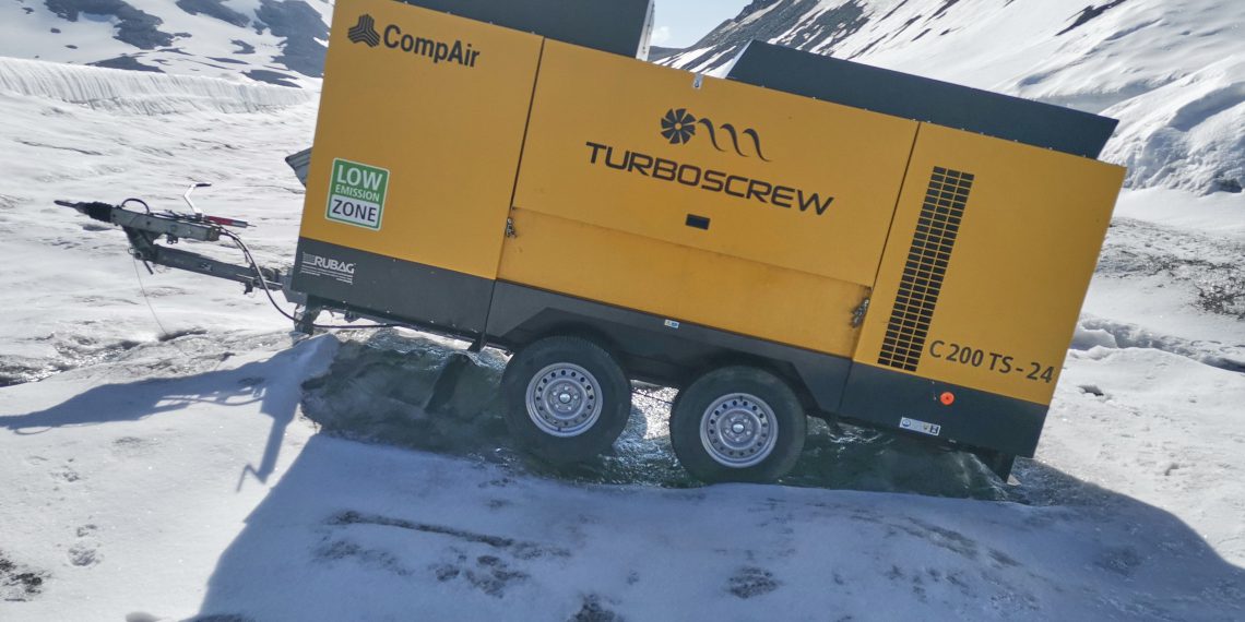 Auch bei winterlichen Bedingungen werden Bohrarbeiten durchgeführt, was für die Zuverlässigkeit des eingesetzten Kompressors spricht. (Bild: Gardner Denver)