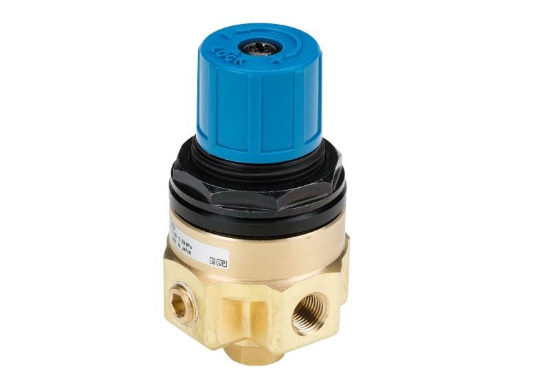 Regeln den Druck in Prozesswasserleitungen: Die leichten, kompakten und sehr robusten Druckregler der Serie WR110. Bild: SMC