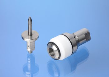 Fokussierrohr und Adapter des neuen Wasserstrahl-Schneidkopfs: Das vom Fraunhofer IPT entwickelte Adaptersystem beschleunigt die Wartung und senkt die Kosten von Hochdruckwasserstrahl-Anlagen. (Bild: Fraunhofer IPT)