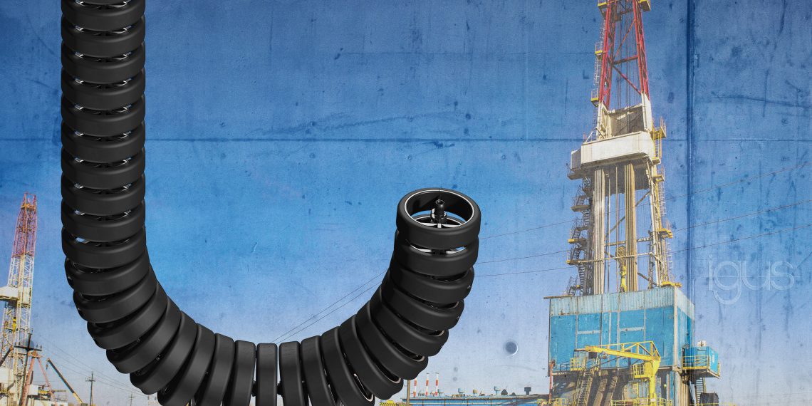 Für eine sichere Leitungsführung am Top Drive: Der modulare e-loop von Igus mit stabilem zugfestem Seil ersetzt Service Loops. Bild: Igus