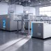 Alle Kompressoren der Z-Baureihen (links) von Atlas Copco verdichten absolut ölfrei - und sie werden gemäß der ISO 22000 für Lebensmittelsicherheit produziert. Das gilt auch für die Trockner (rechts) und Filter (Bildmitte) von Atlas Copco. (Bild: Atlas Copco)