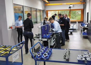 Das Programm wird von Nord-Auszubildenden und dualen Studenten organisiert und geleitet, die dabei unter anderem ihre organisatorischen und repräsentativen Fähigkeiten erweitern. Bild: Nord