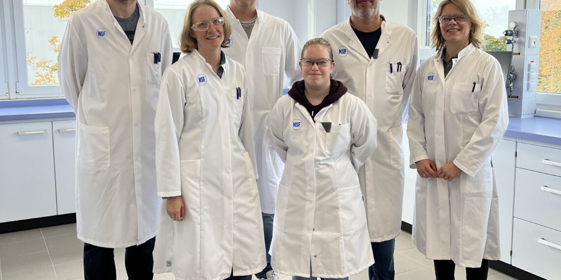 NSF eröffnet neues Wassertestlabor in Rheda-Wiedenbrück