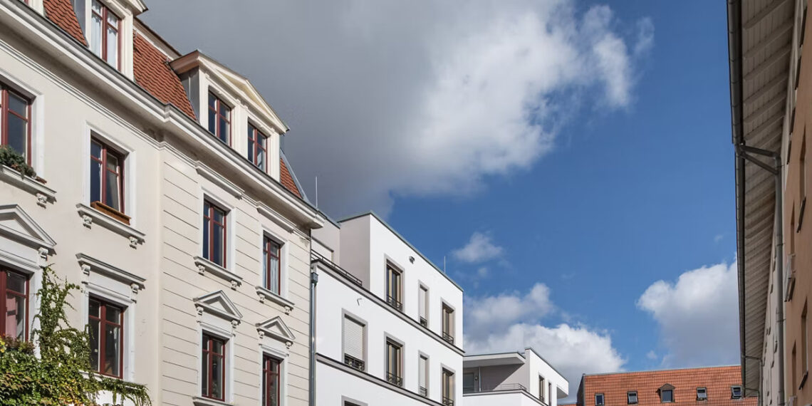 Trinkwasserinstallationen in Bestandsgebäuden können ein hohes Hygienerisiko darstellen, wenn sie nicht regelmäßig gewartet und an veränderte Bedarfe angepasst werden. Quelle: Viega