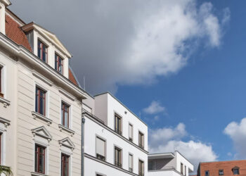 Trinkwasserinstallationen in Bestandsgebäuden können ein hohes Hygienerisiko darstellen, wenn sie nicht regelmäßig gewartet und an veränderte Bedarfe angepasst werden. Quelle: Viega