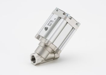 Die pneumatisch betätigten Schrägsitzventile der Serie VXB verfügen in der neuesten Generation über eine Betriebsanzeige, so dass die Ventilstellung sofort erkennbar ist. Weitere Pluspunkte sind: geringer Druckverlust, reduzierte Leckage und eine sehr kompakte Bauweise.