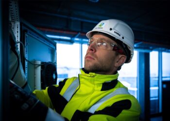 Reinstwasser- und Abwasserbehandlungsanlage für Halbleiterproduktion