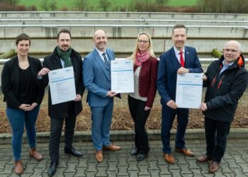 Abwasserzweckverband mit Qualitätssiegel ausgezeichnet