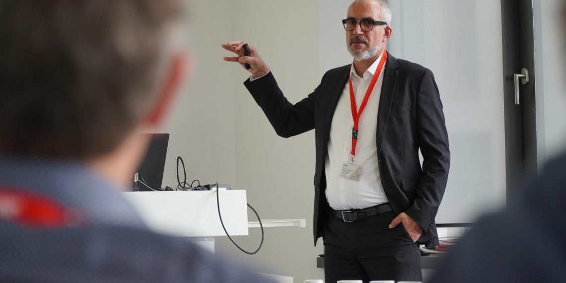 GF Piping Systems: Kältetechnik-Experten bündeln Praxiswissen bei Fachseminar zur energieeffizienten Prozesskühlung