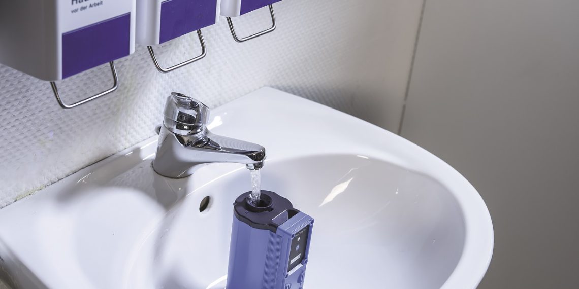 Das Cabs-Sensormodul Flow Temp ST misst den Durchfluss und die zugehörige Temperatur an der Wasserzapfstelle. (Bild: Afriso)