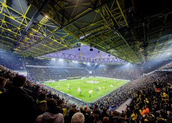 Im Signal-Iduna-Park unterstütz Wilo den BVB zusätzlich mit Pumpentechnologie. (Bild: Wilo)