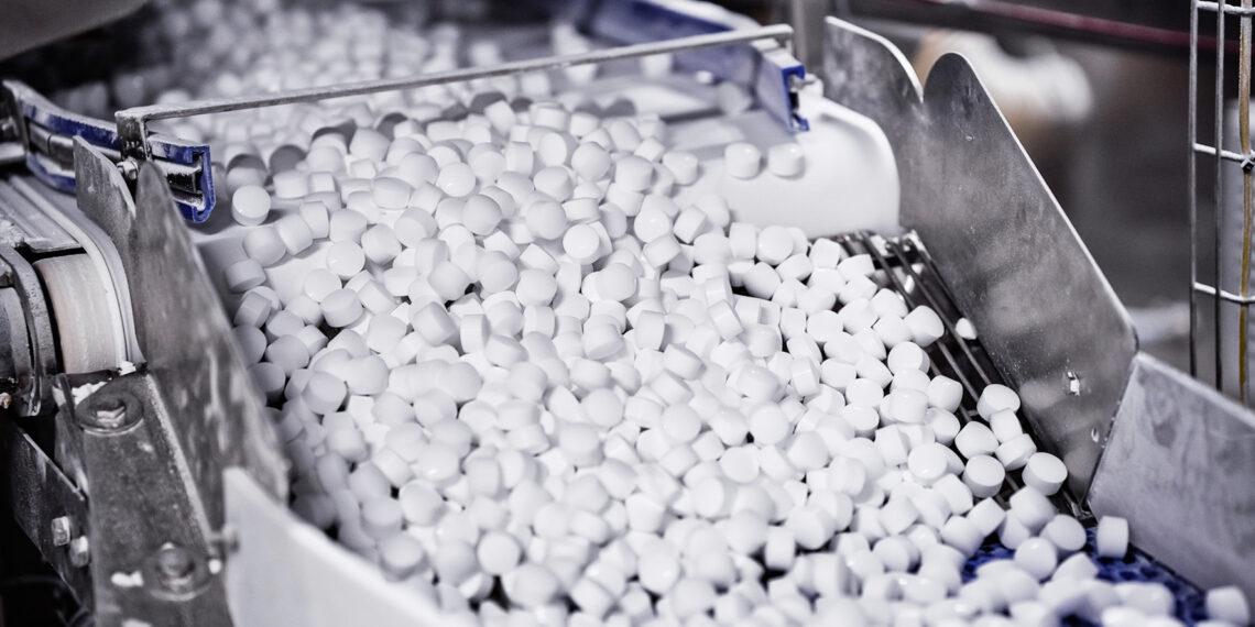 Salztabletten als Wasserenthärter