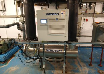 Schnell und effektiv: Die Niederdruck-Anlage von Wedeco kann in den bereits bestehenden Wasserumwälz-Prozess eingebunden werden. (Bild: Xylem)